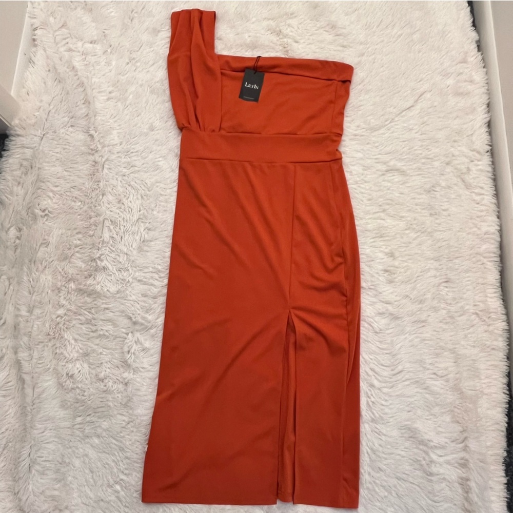 Lily in orange one shoulder dramatic slit cocktail dress NWT